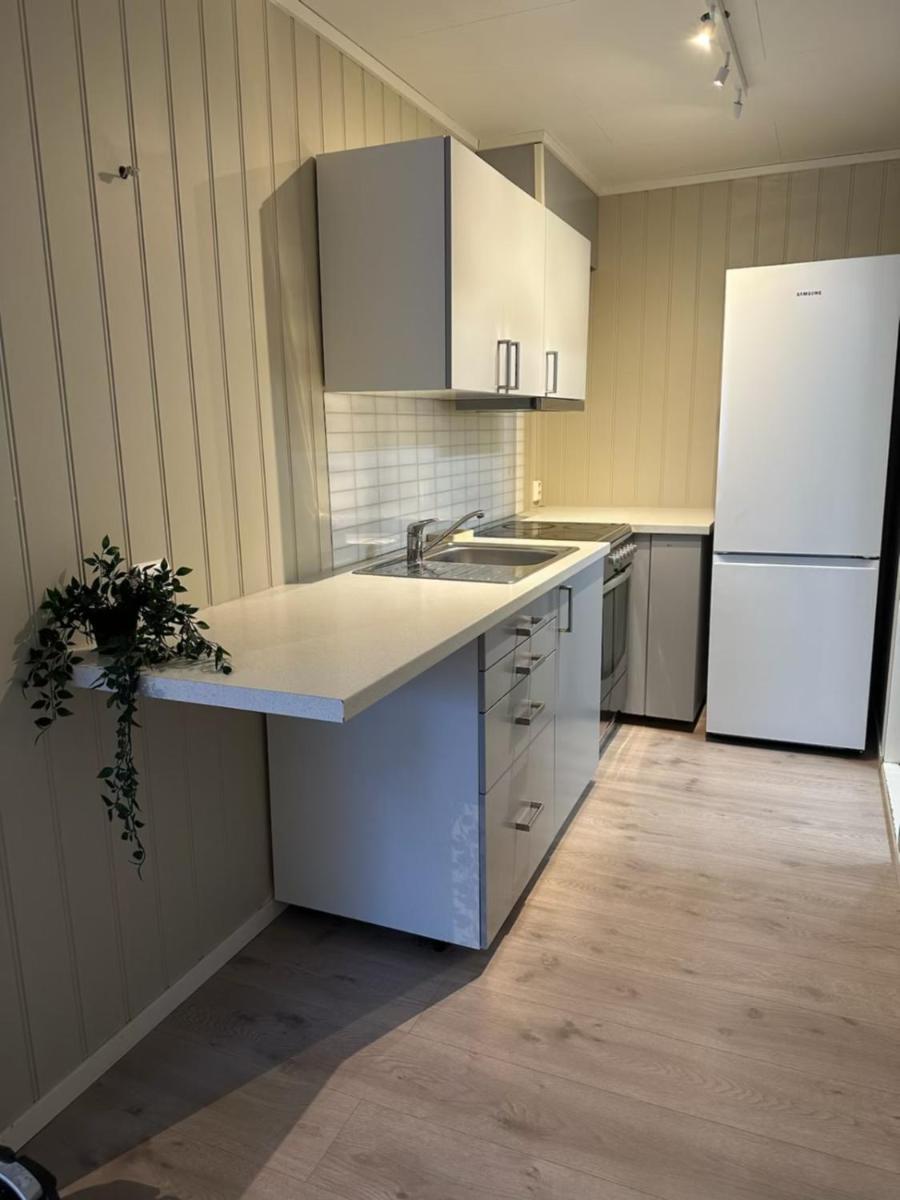 Lys Rent Og Trivelig Hybelleilighet Kristiansand Exteriér fotografie
